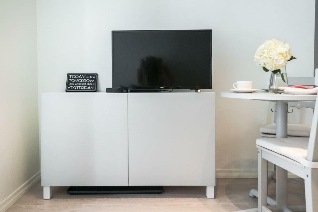 Kalamehe Modern Apartment 2 Near City Center Pärnu Esterno foto