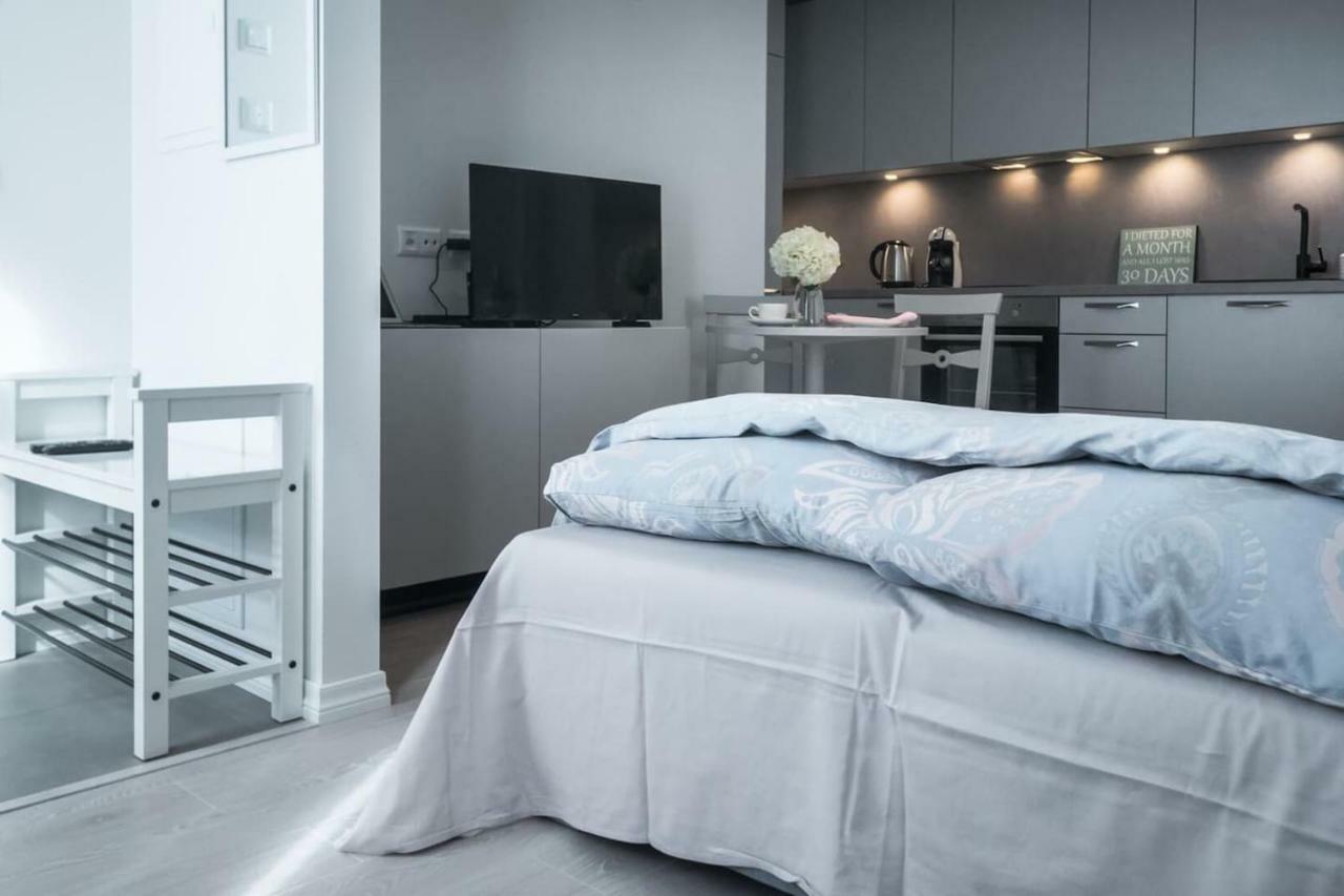 Kalamehe Modern Apartment 2 Near City Center Pärnu Esterno foto