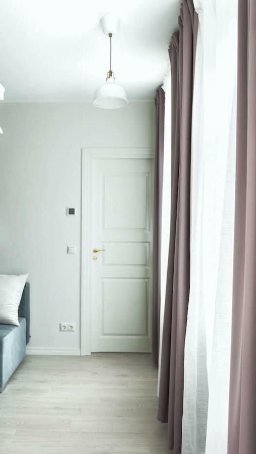 Kalamehe Modern Apartment 2 Near City Center Pärnu Esterno foto
